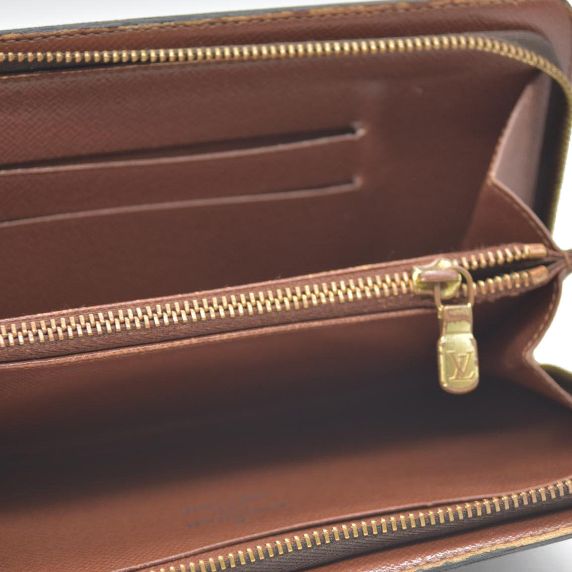 Louis Vuitton  Monogram Port Monnaie Zippy Wallet TH0032
