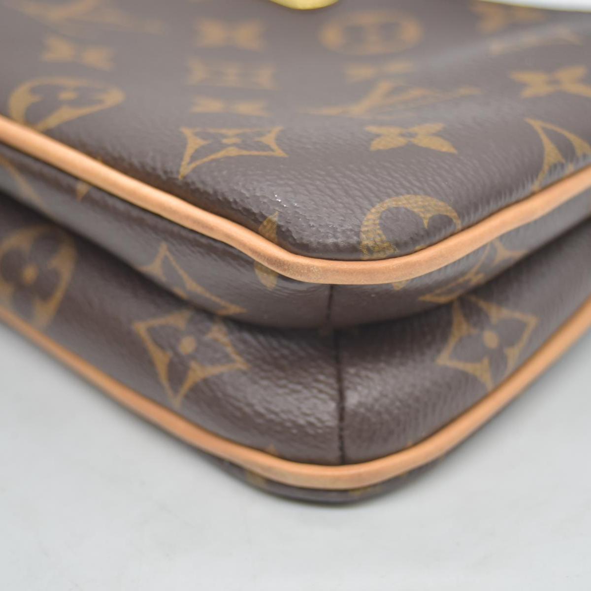 $1,950 LOUIS VUITTON Monogram Liv Pochette