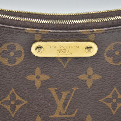 $1,950 LOUIS VUITTON Monogram Liv Pochette