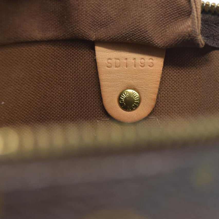 $1550 Louis Vuiton Monogram Speedy 30 SD1193