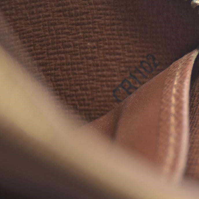 Louis Vuitton  Monogram Zippy Wallet CA1102