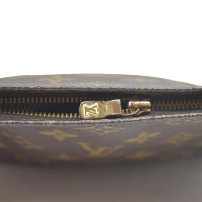 Louis Vuitton Monogram Toiletry Pouch 15 TH8903