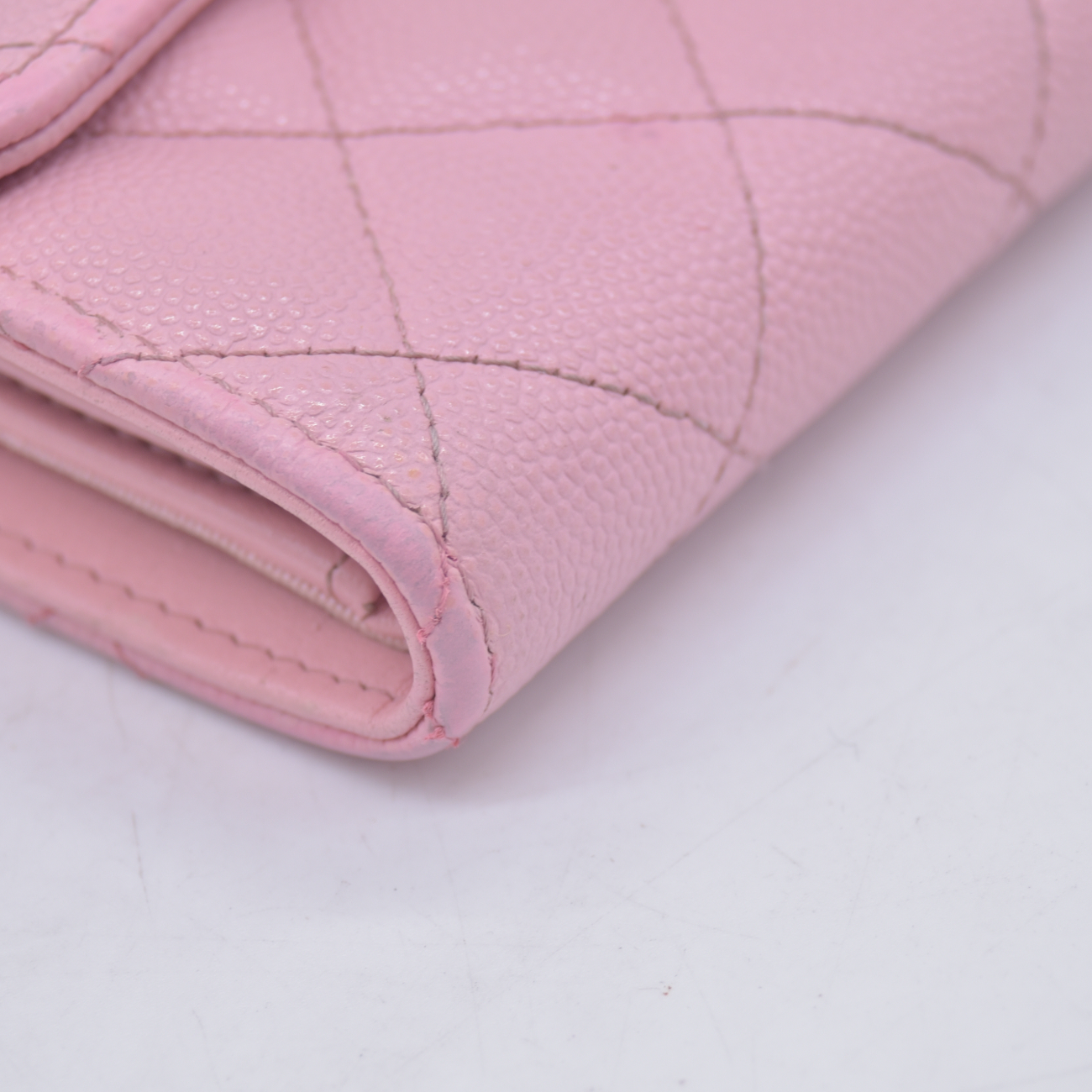 $1475 Chanel 2021-2022 Pink Quilted Caviar Leather Medium Flap Wallet 10021116