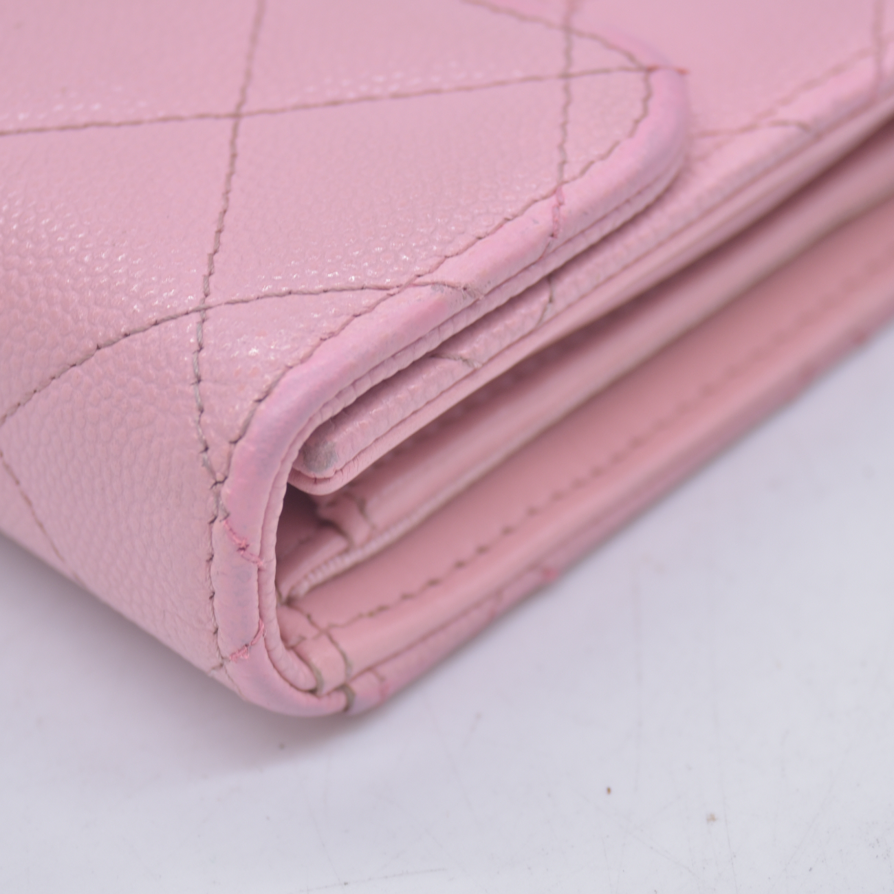 $1475 Chanel 2021-2022 Pink Quilted Caviar Leather Medium Flap Wallet 10021116