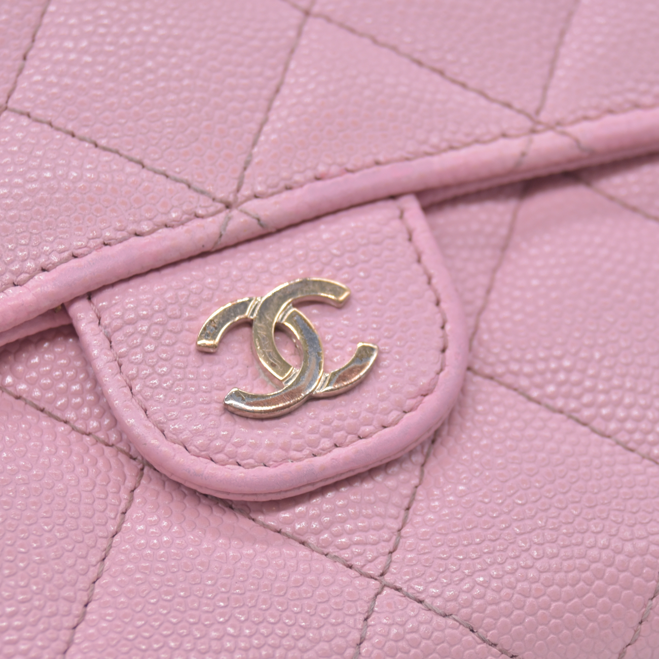 $1475 Chanel 2021-2022 Pink Quilted Caviar Leather Medium Flap Wallet 10021116