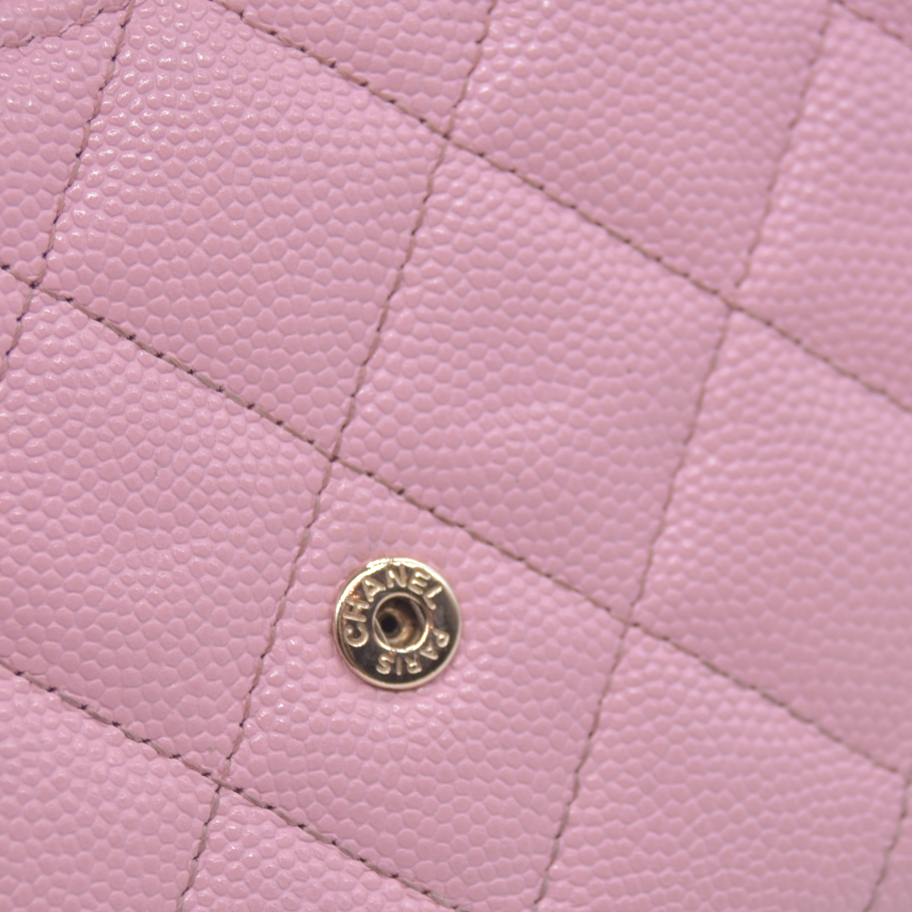 $1475 Chanel 2021-2022 Pink Quilted Caviar Leather Medium Flap Wallet 10021116