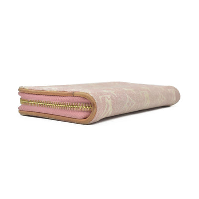 $1060 Louis Vuitton Denim Monogram Jacquard Zippy Wallet Pink