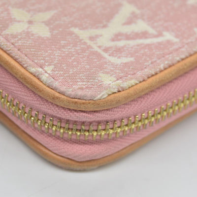 $1060 Louis Vuitton Denim Monogram Jacquard Zippy Wallet Pink