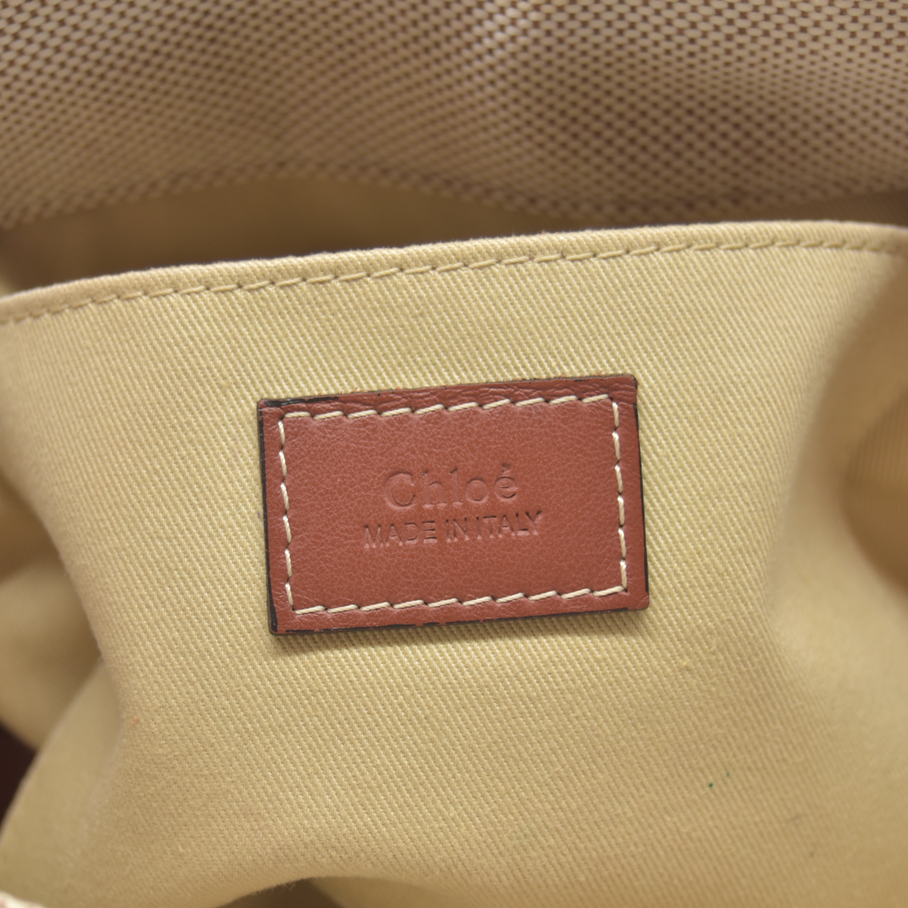 $1250 Chloe Linen Calfskin Small Woody Ribbon Tote  White Brown