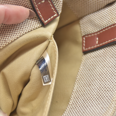 $1250 Chloe Linen Calfskin Small Woody Ribbon Tote  White Brown