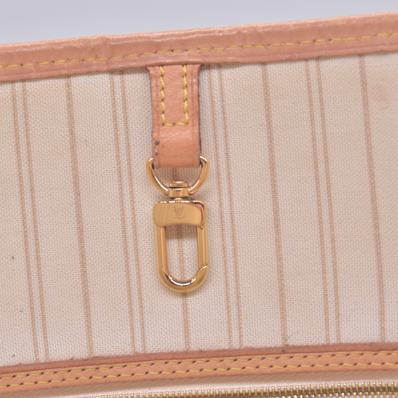 $2240 2018 Louis Vuitton Damier Azur Neverfull MM with Pouch SD1118 10021110