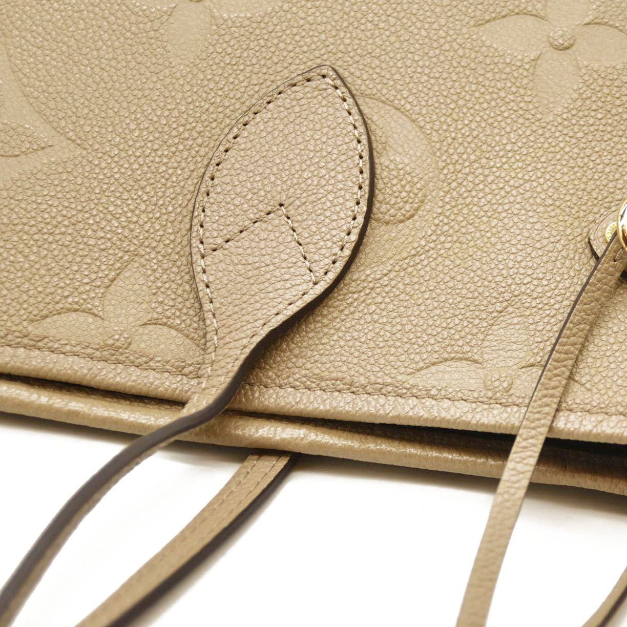 Louis Vuitton  Empreinte Monogram Giant Neverfull MM Tourterelle RFID