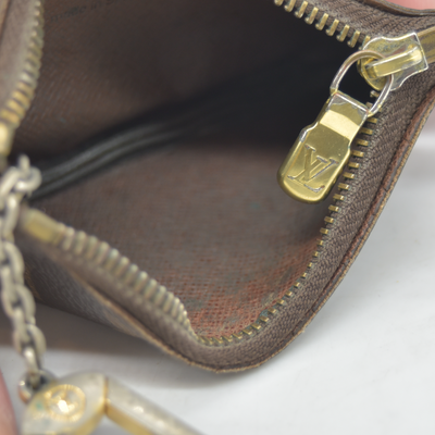 $355 LOUIS VUITTON Monogram Key Pouch Spain
