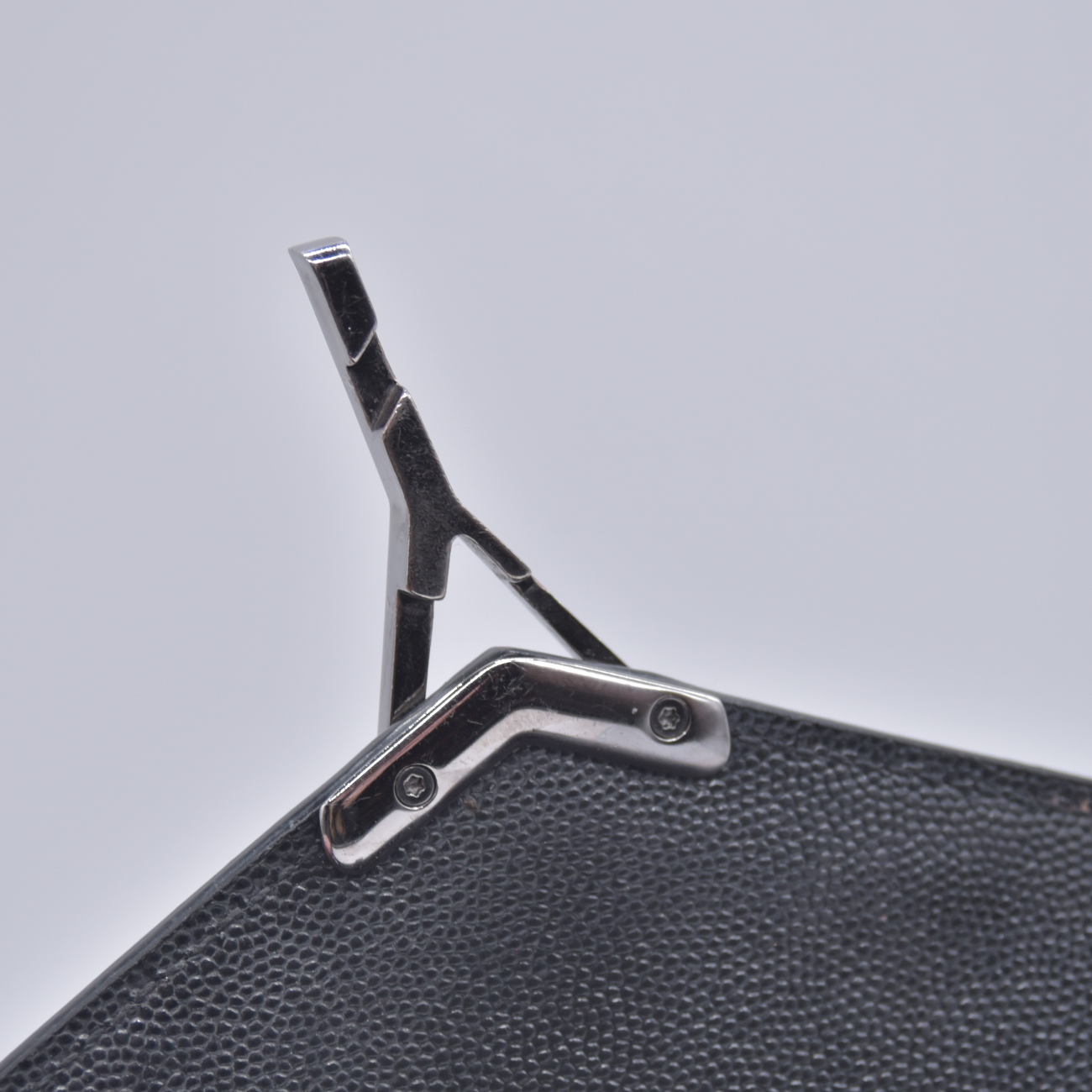 $2850 2019 SAINT LAURENT Grain De Poudre Monogram Cassandra Clasp Bag Black 10021090