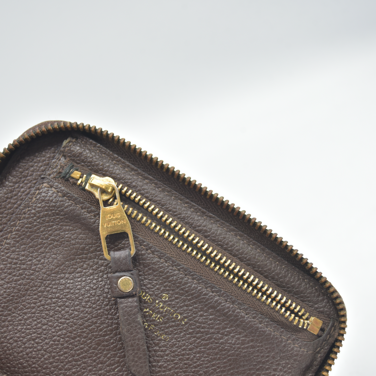 $820 2012 TS2152 Louis Vuitton Terre Monogram Empreinte Leather Secret Compact Wallet