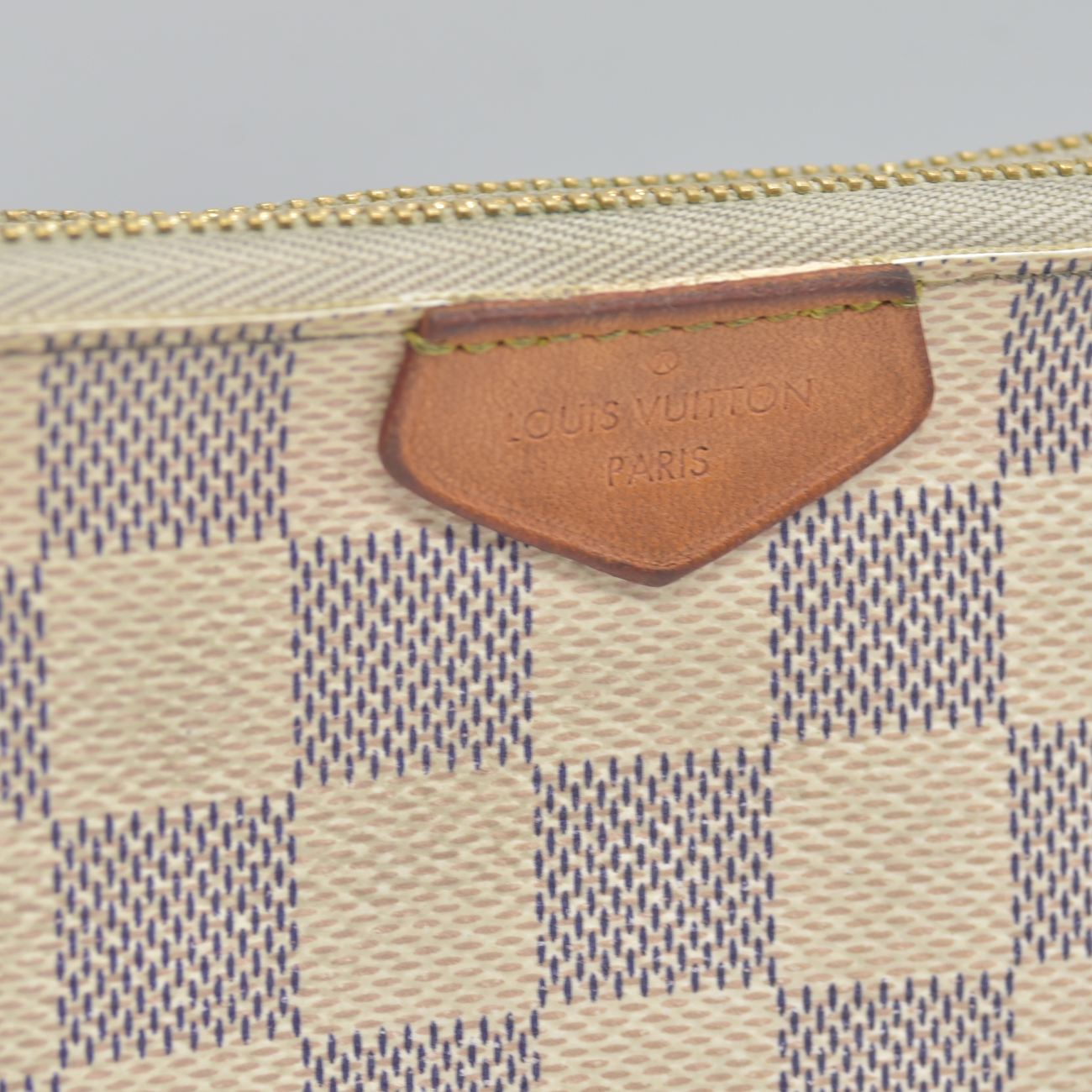 $1350 Louis Vuitton Damier Azur Double Zip Pochette 10019517