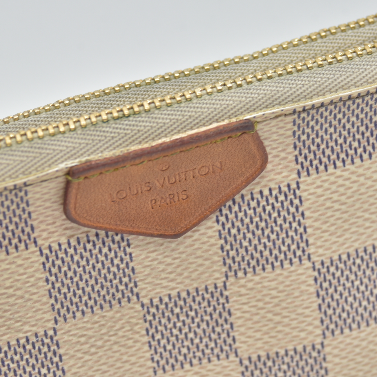 $1350 Louis Vuitton Damier Azur Double Zip Pochette 10019517