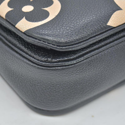 $3300 Louis Vuitton BiColor Pochette Metis Black Cream