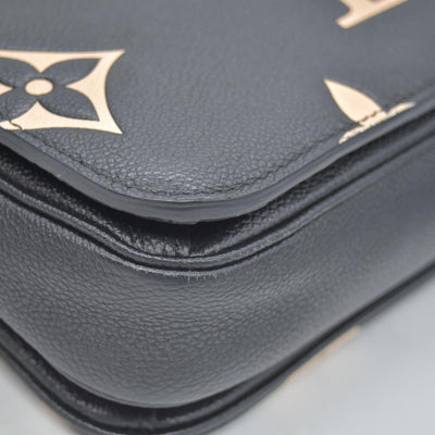$3300 Louis Vuitton BiColor Pochette Metis Black Cream