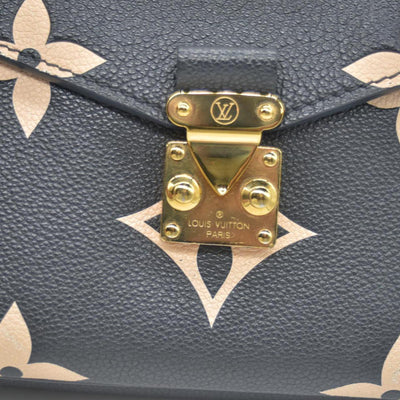 $3300 Louis Vuitton BiColor Pochette Metis Black Cream