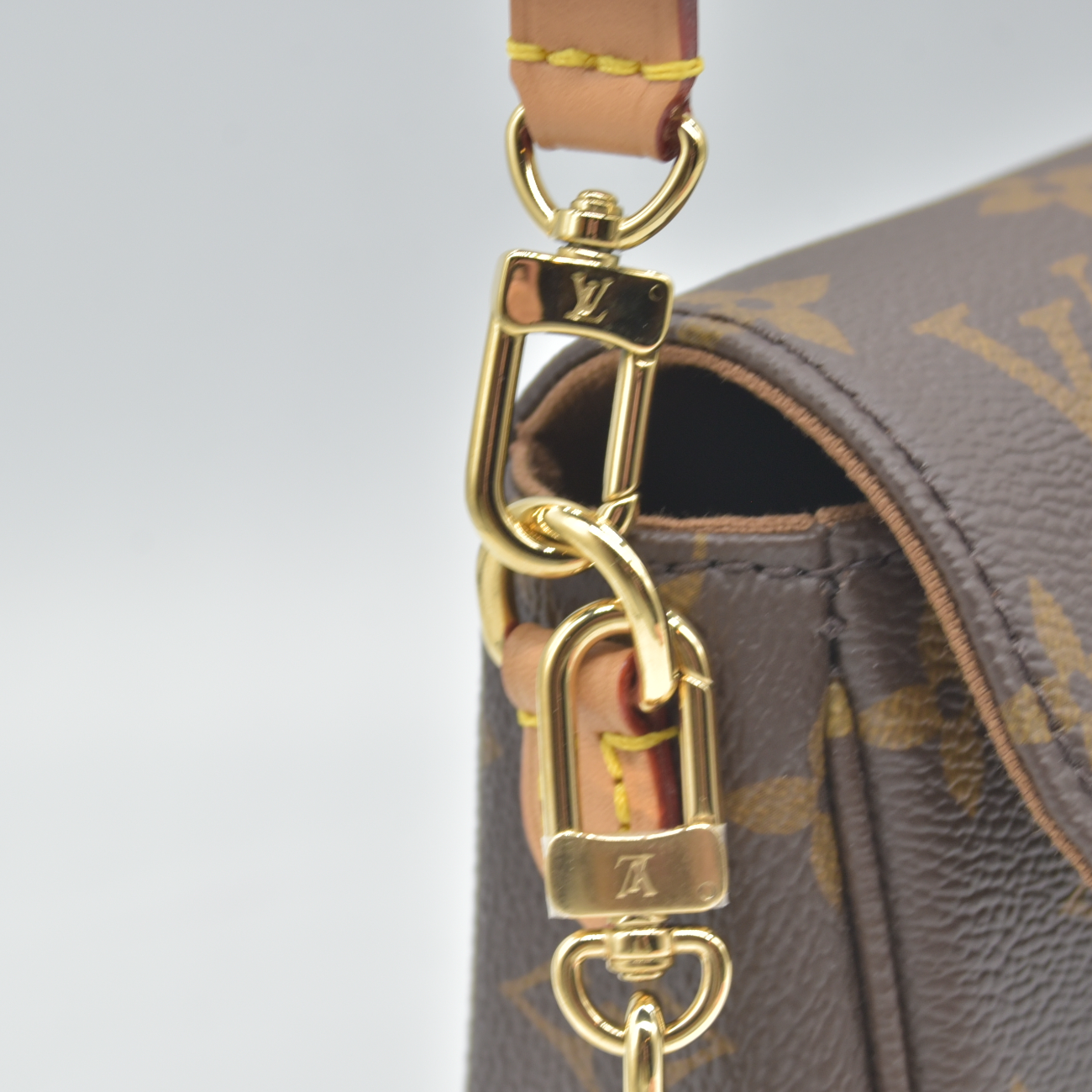 Louis Vuitton  Monogram Ivy Wallet On Chain RFID Like New with Box