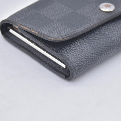 $395 2019 Louis Vuitton Graphite Multicles 6 Key Holder CT3159 CONSIGNMENT