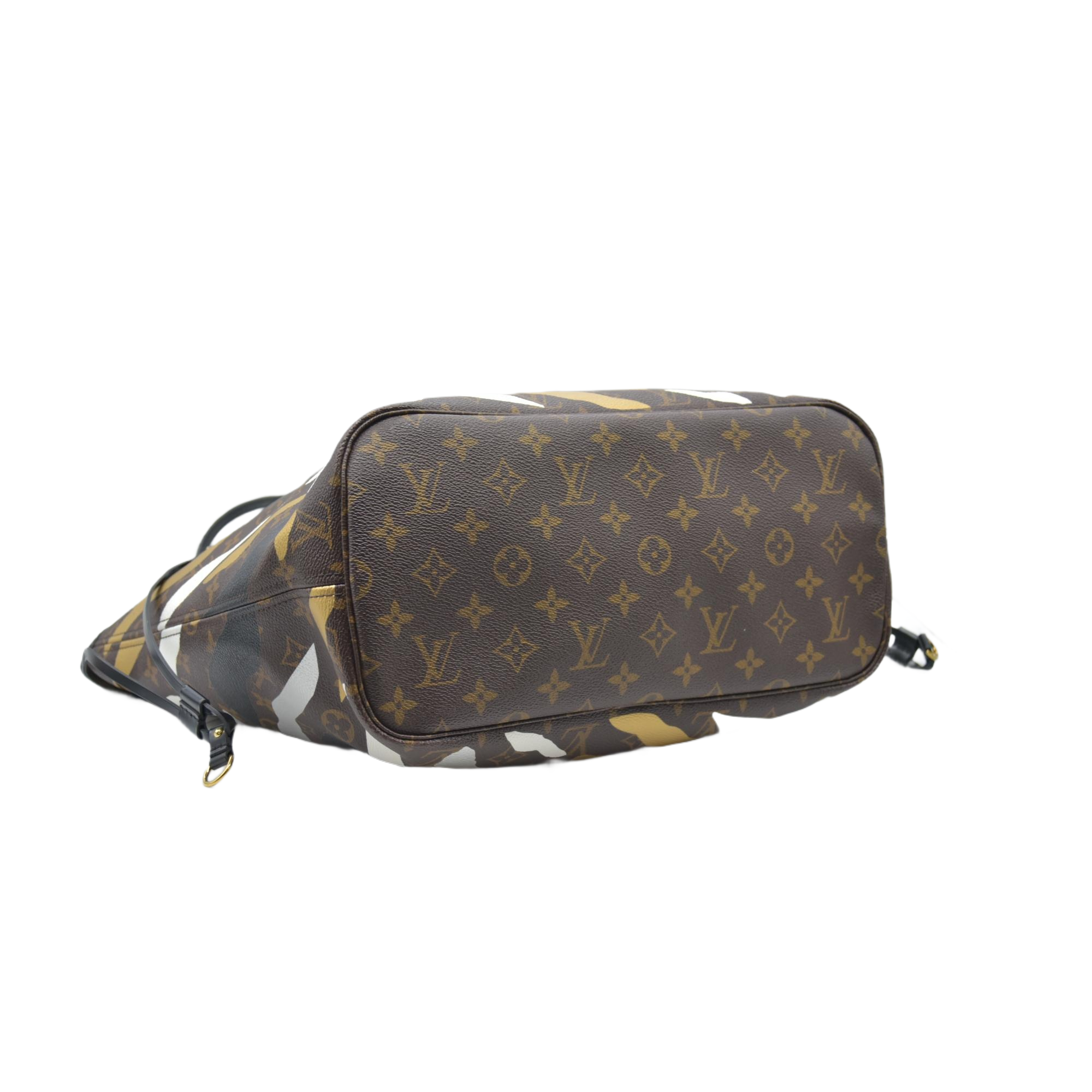$2550 Louis Vuitton x LoL Monogram Neverfull MM Gold Silver