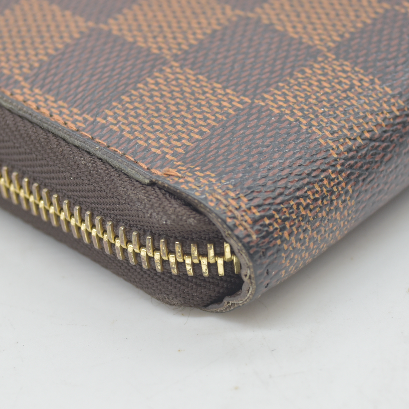 $915 2014 Louis Vuitton Damier Ebene Zippy Wallet MI4144