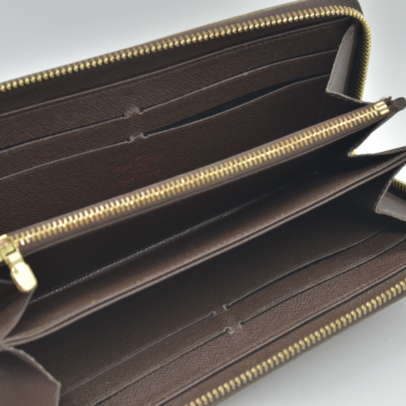 $915 2014 Louis Vuitton Damier Ebene Zippy Wallet MI4144