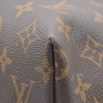AUCTION $2120 Louis Vuitton  Monogram Graceful MM TX0199