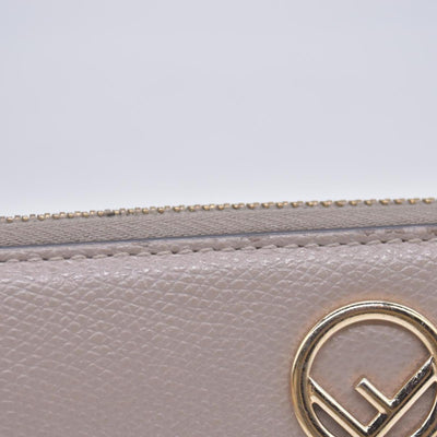 $760 Fendi Vitello Cruis Lucido Fendi Zip Around Wallet Tortora CONSIGNMENT