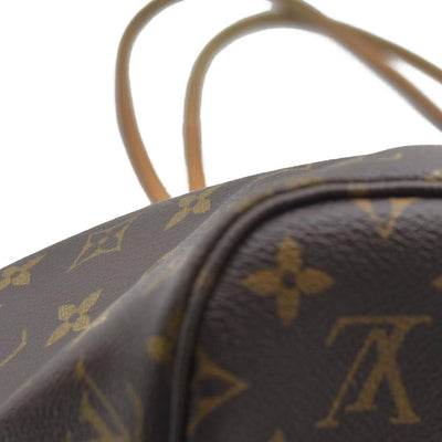 $2030 2015 Louis Vuitton Monogram V Neverfull MM Grenade CONSIGNMENT