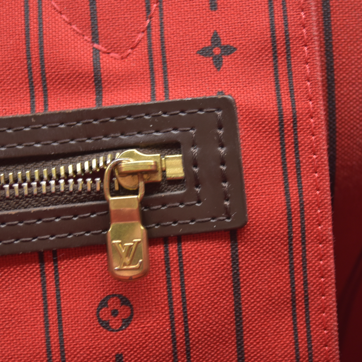 $2170 Louis Vuitton Damier Ebene Neverfull MM CA3140 2010