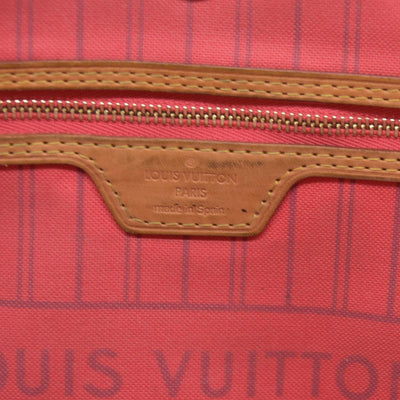 $2030 2015 Louis Vuitton Monogram V Neverfull MM Grenade CONSIGNMENT