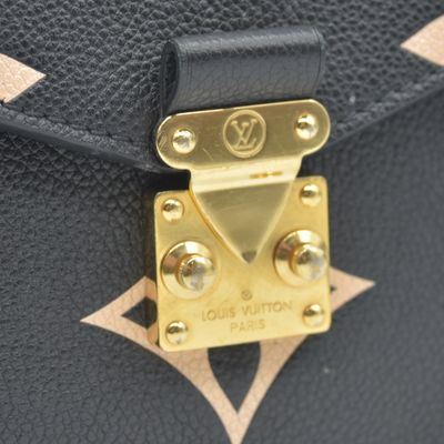 $3300 Louis Vuitton BiColor Pochette Metis Black Cream
