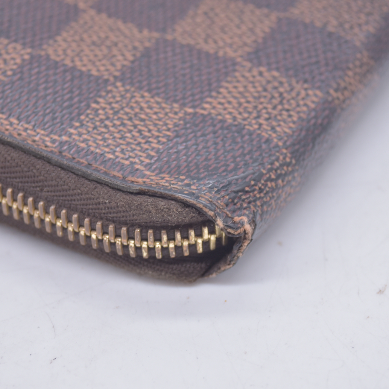 $940 2011 Louis Vuitton Damier Ebene Zippy Wallet CA1101 10021153