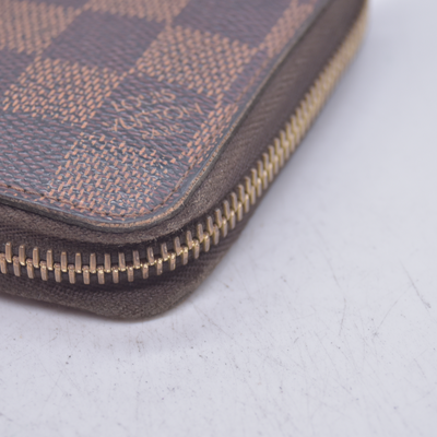 $940 2011 Louis Vuitton Damier Ebene Zippy Wallet CA1101 10021153
