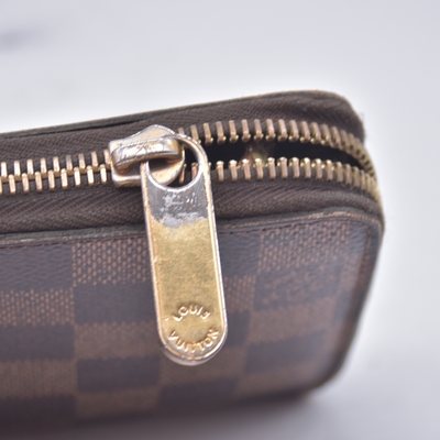 $940 2011 Louis Vuitton Damier Ebene Zippy Wallet CA1101 10021153