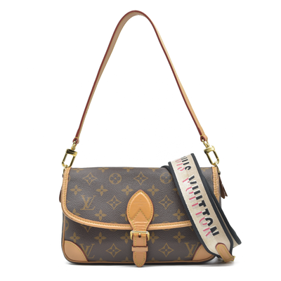 $2620 LOUIS VUITTON  Monogram Diane Black RFID Crossbody