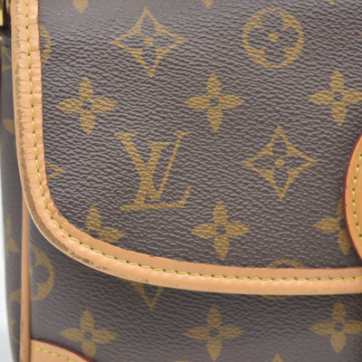 $2620 LOUIS VUITTON  Monogram Diane Black RFID Crossbody