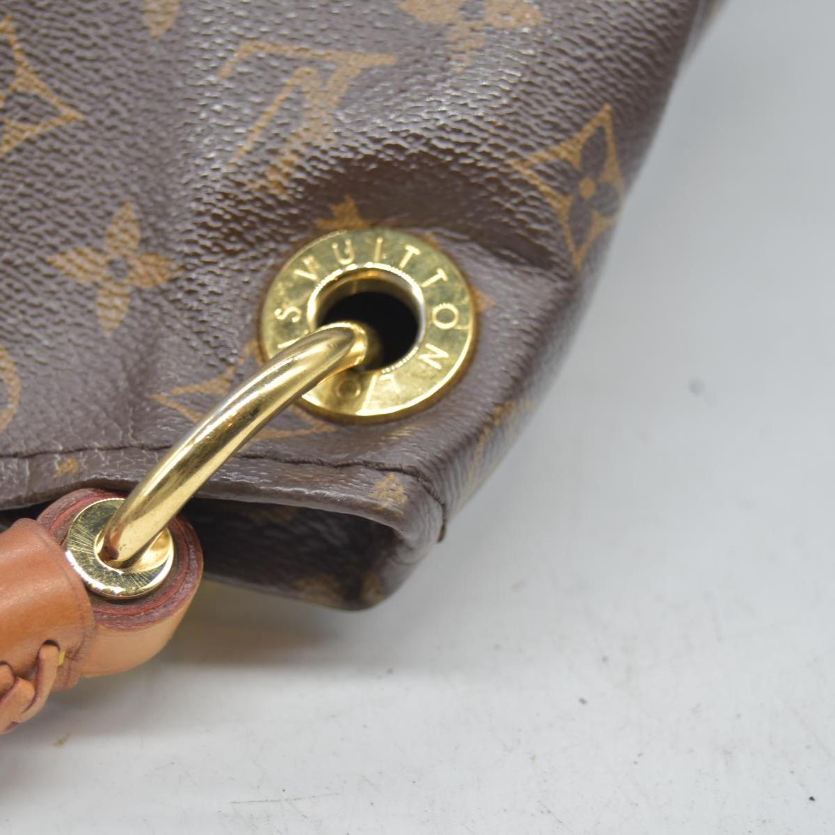 $2500 Louis Vuitton Monogram Artsy MM SD2115