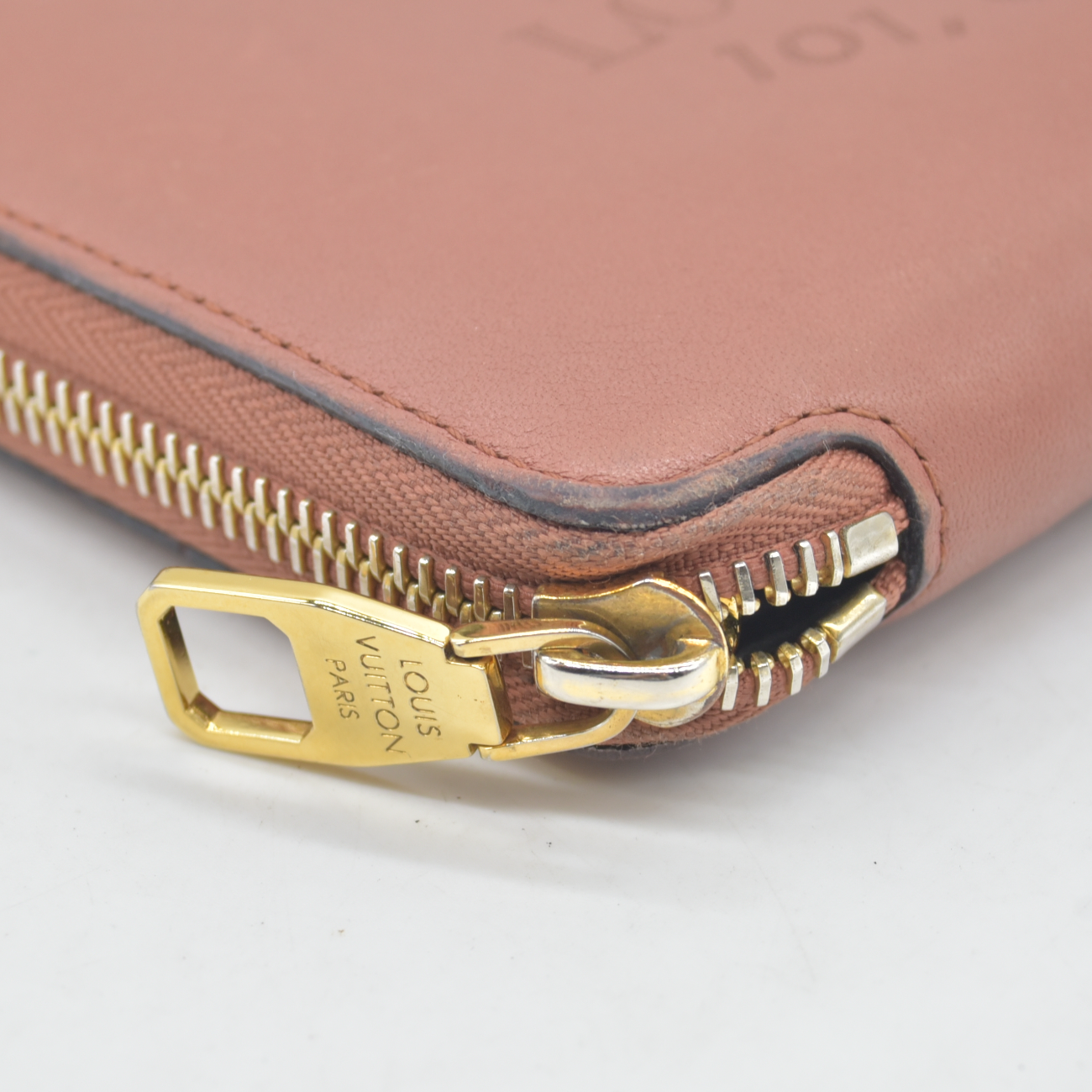 $1250 2014 Louis Vuitton Parnassea Portefeuille Iena Zip Around Long Wallet MI0134