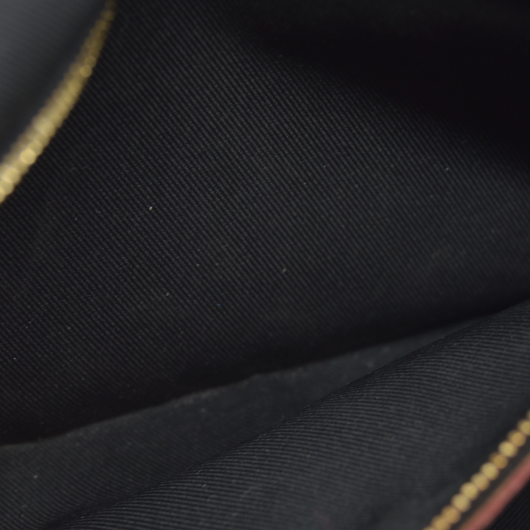$2620 LOUIS VUITTON  Monogram Diane Black RFID Crossbody