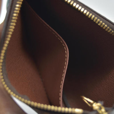 $425 Louis Vuitton Monogram Key Pouch S CONSIGNMENT