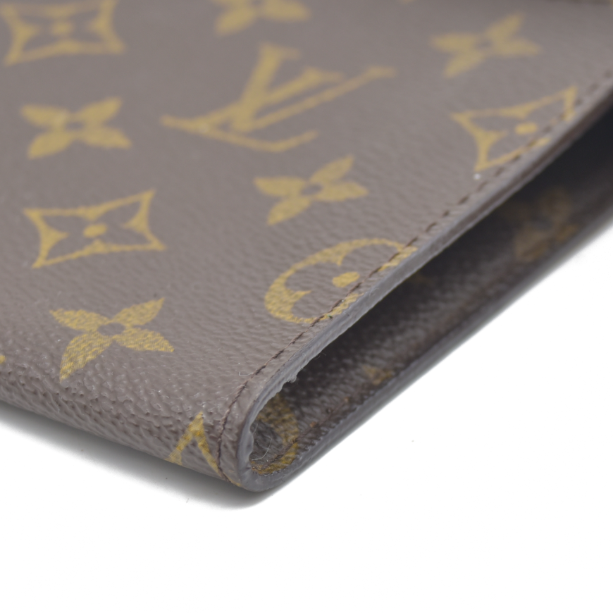 AUCTION $525 Louis Vuitton Monogram Bucket 23 Pouch FL1011