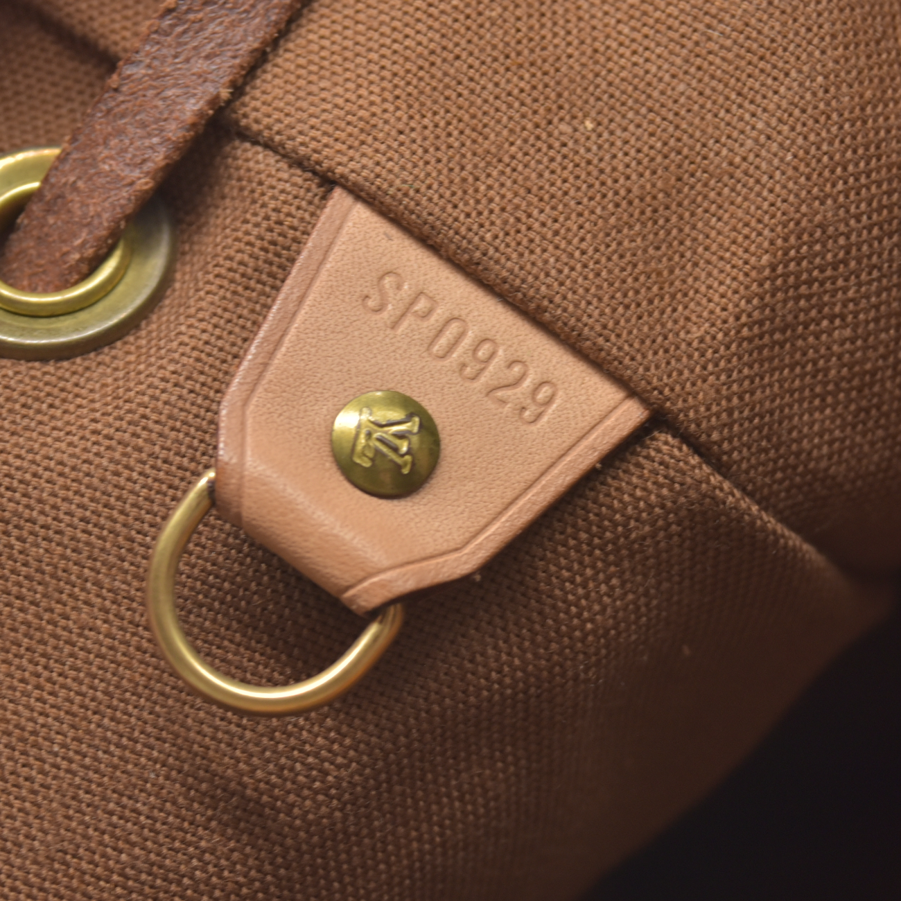 $1160 1999 Louis Vuitton Monogram Montsouris MM Backpack SP0929