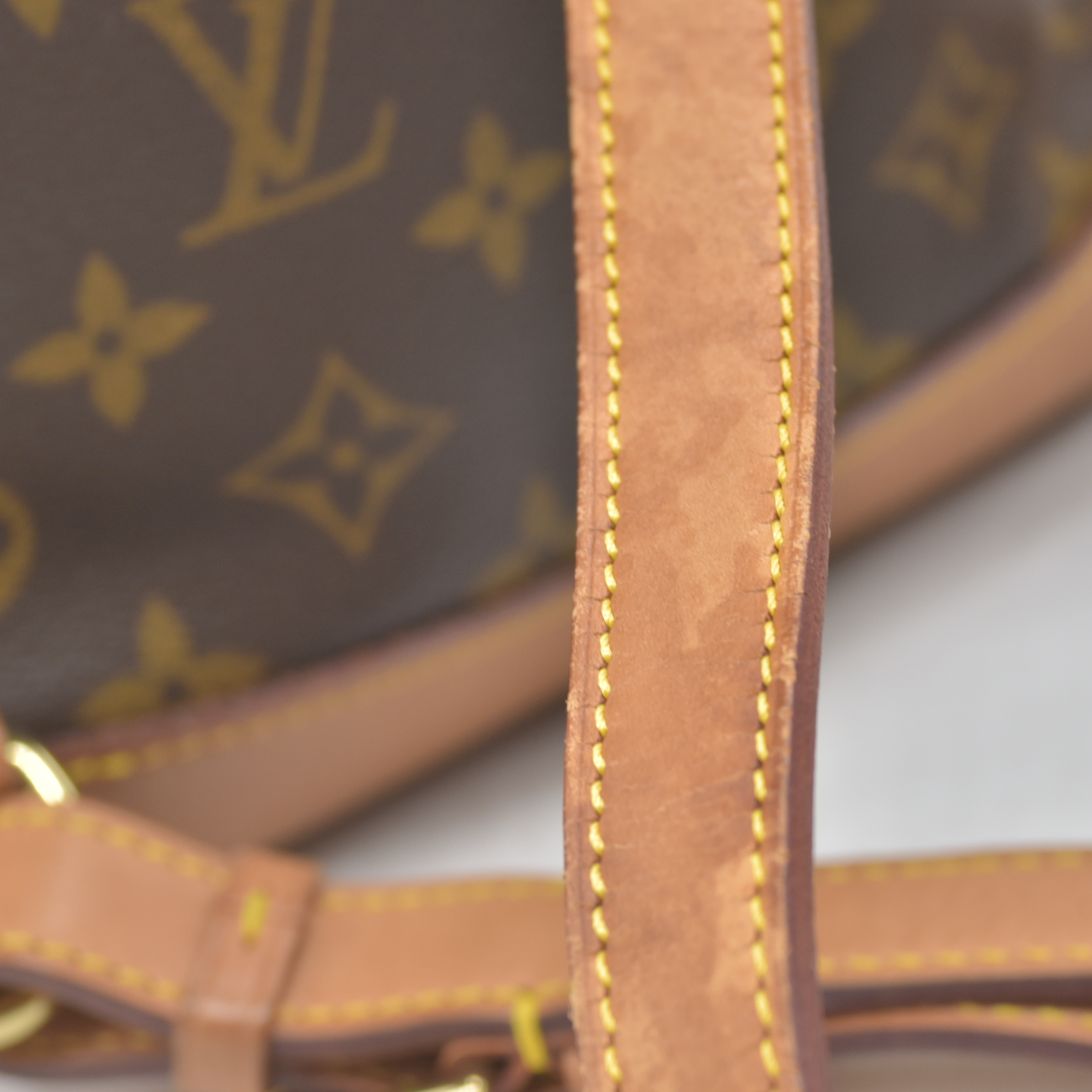$1160 1999 Louis Vuitton Monogram Montsouris MM Backpack SP0929
