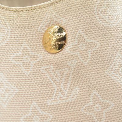 $1250 Louis Vuitton Monogram Cabai Panema PM MB1009 2009