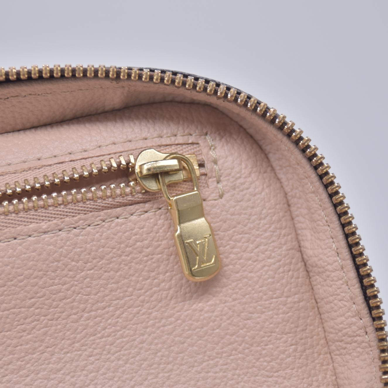 $1460 RFID Louis Vuitton Monogram Nice BB 10021160