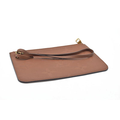 $2940 Louis Vuitton  Empreinte Monogram Giant Neverfull MM Pochette Cognac